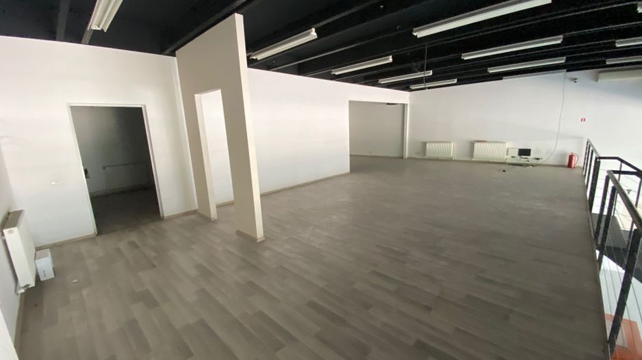 Spatiu comercial cu parcare - Poză 16