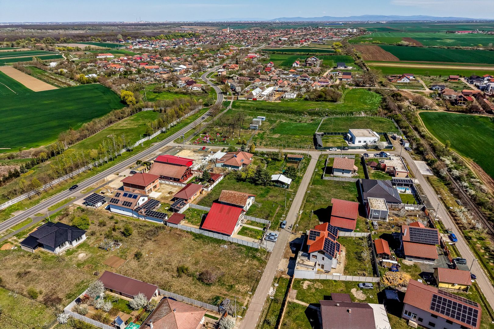 🏡 Casă P+1 la gri | 239 mp construiți | Călugareni -14 km de Arad - Poză 13
