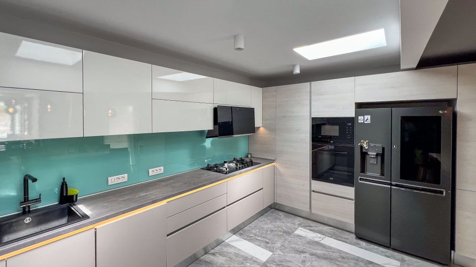 Ready to move  |  Vila premium cu piscina și jacuzzi încălzite - Poză 33