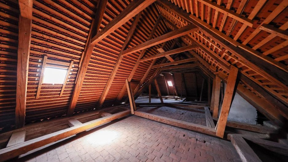 Casă Săsească Autentică cu Șură Impresionantă în Cristian – Teren 2729mp - Poză 32