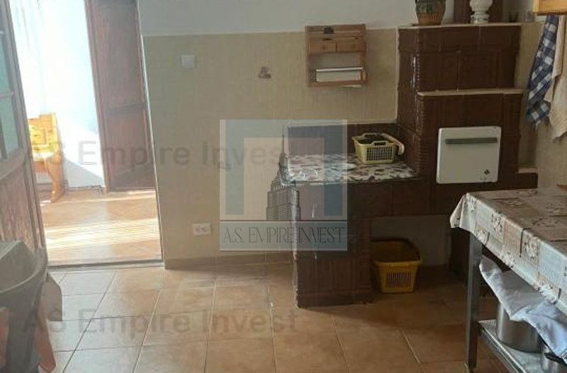 Casa/vila 5 camere , teren 370mp-zona Bran/Poarta - Poză 4
