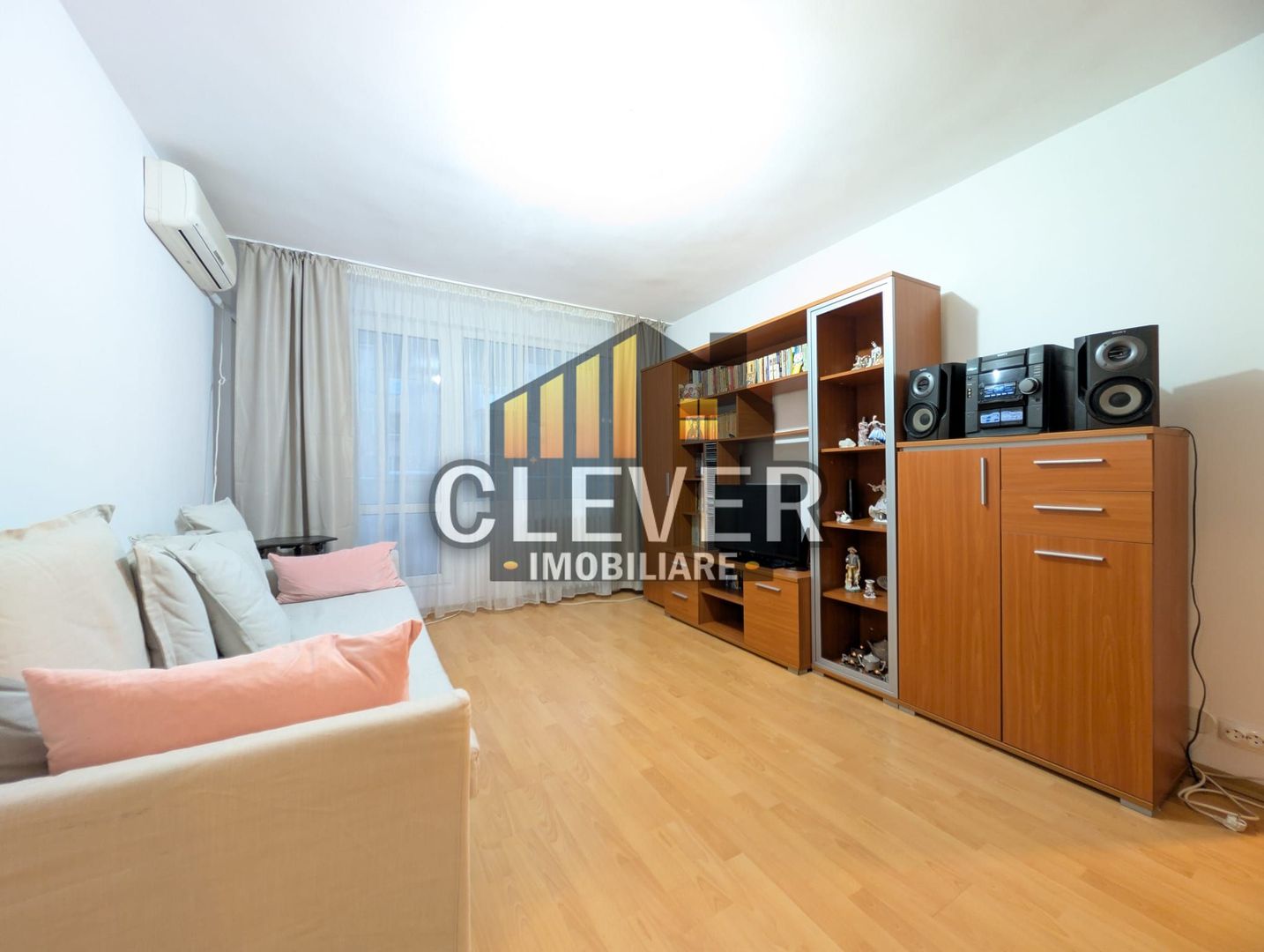 Apartament 2 camere Bd. Basarabia, etaj 5, mobilat și utilat complet - Poză 2