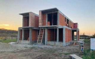 Duplex la roșu cu 4 camere |Dumbrăvița| - Poză 1