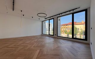 Vilă Spațioasă cu grădină privată în Nordul Capitalei. - Poză 6