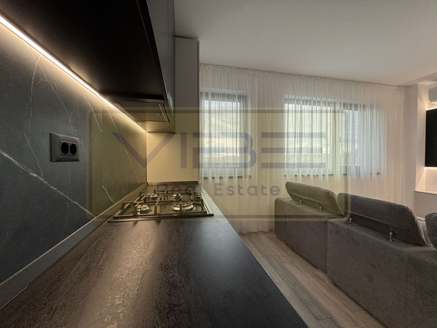 Apartament NOU 2 camere, parcare Comat Towers - Poză 3