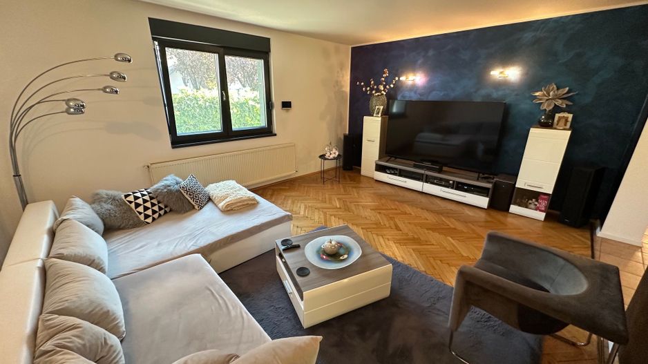 Casa Parter + Mansarda în Braytim - Poză 3