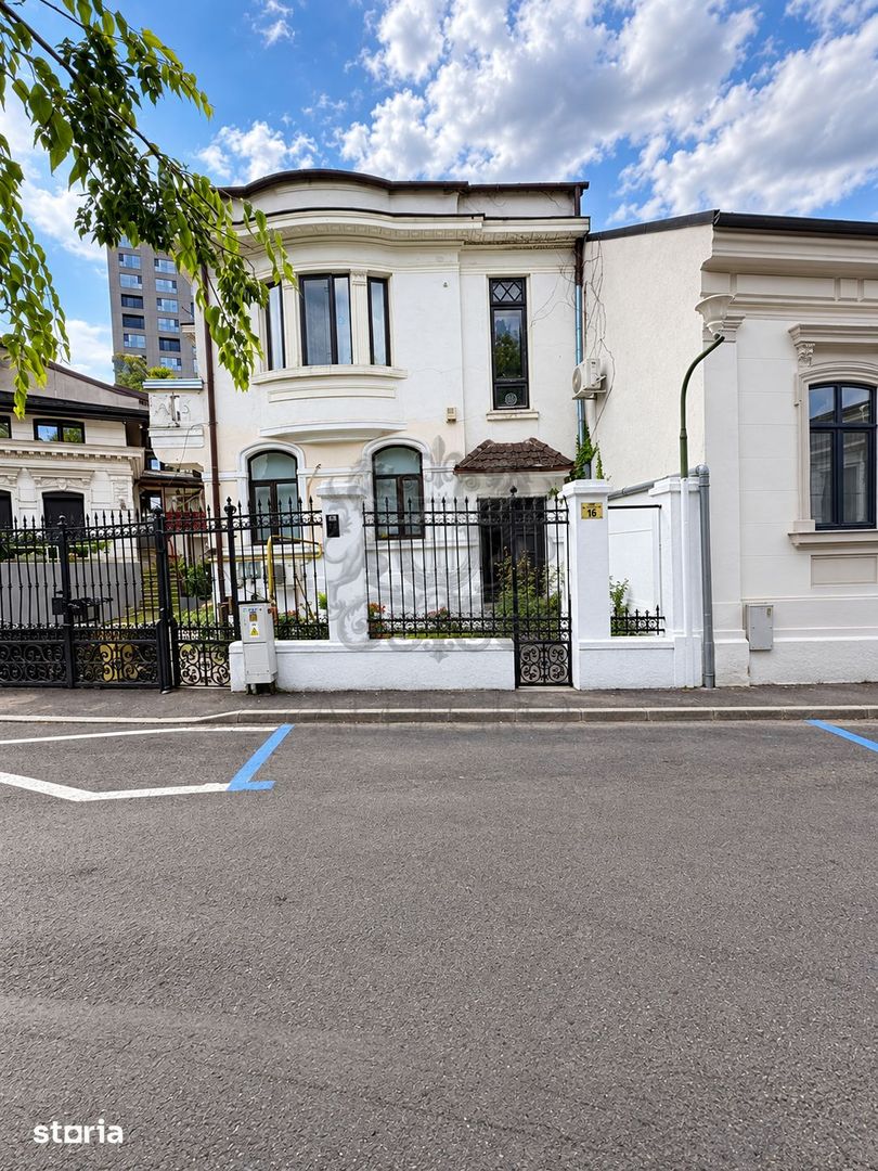 Apartament in vila interbelica |  Coposu  | 4 camere | Superb - Poză 1