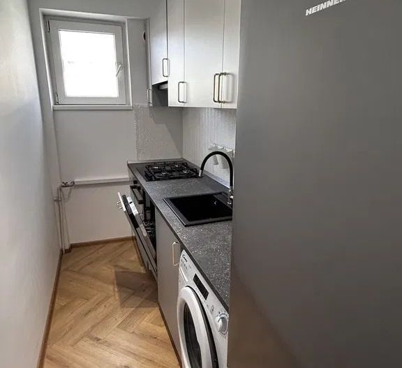 GARSONIERA MIHAI BRAVU,BUCATARIE INCHISA,MASINA DE SPALAT VASE,MODRN - Poză 5