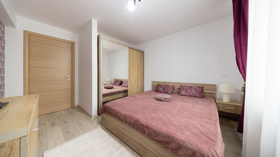 Apartament cu doua camere modern ,cu boxa in Top City - Poză 13