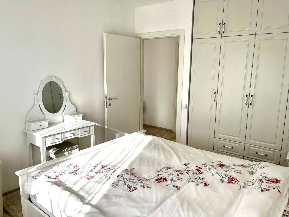 🏡 Închiriez Apartament cu 2 camere, parcare inclusă, Evocasa Optima - Poză 5