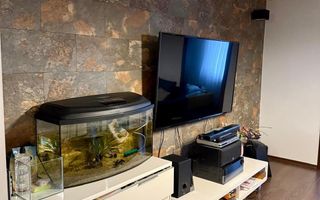 Apartament cu 4 camere cu vedere spre cris - Poză 2