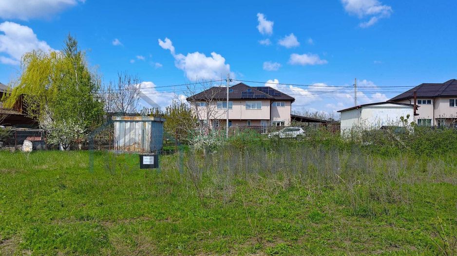 Teren intravilan în Breazu - Iași, vizavi de Pădurea Mârțești - Poză 1
