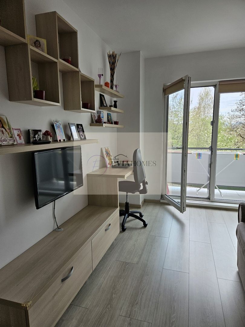 Apartament cu 2 camere și parcare exterioara inclusa/zona BMW Floresti - Poză 3