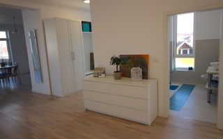 Apartament deosebit cu acces direct din lift - Poză 17