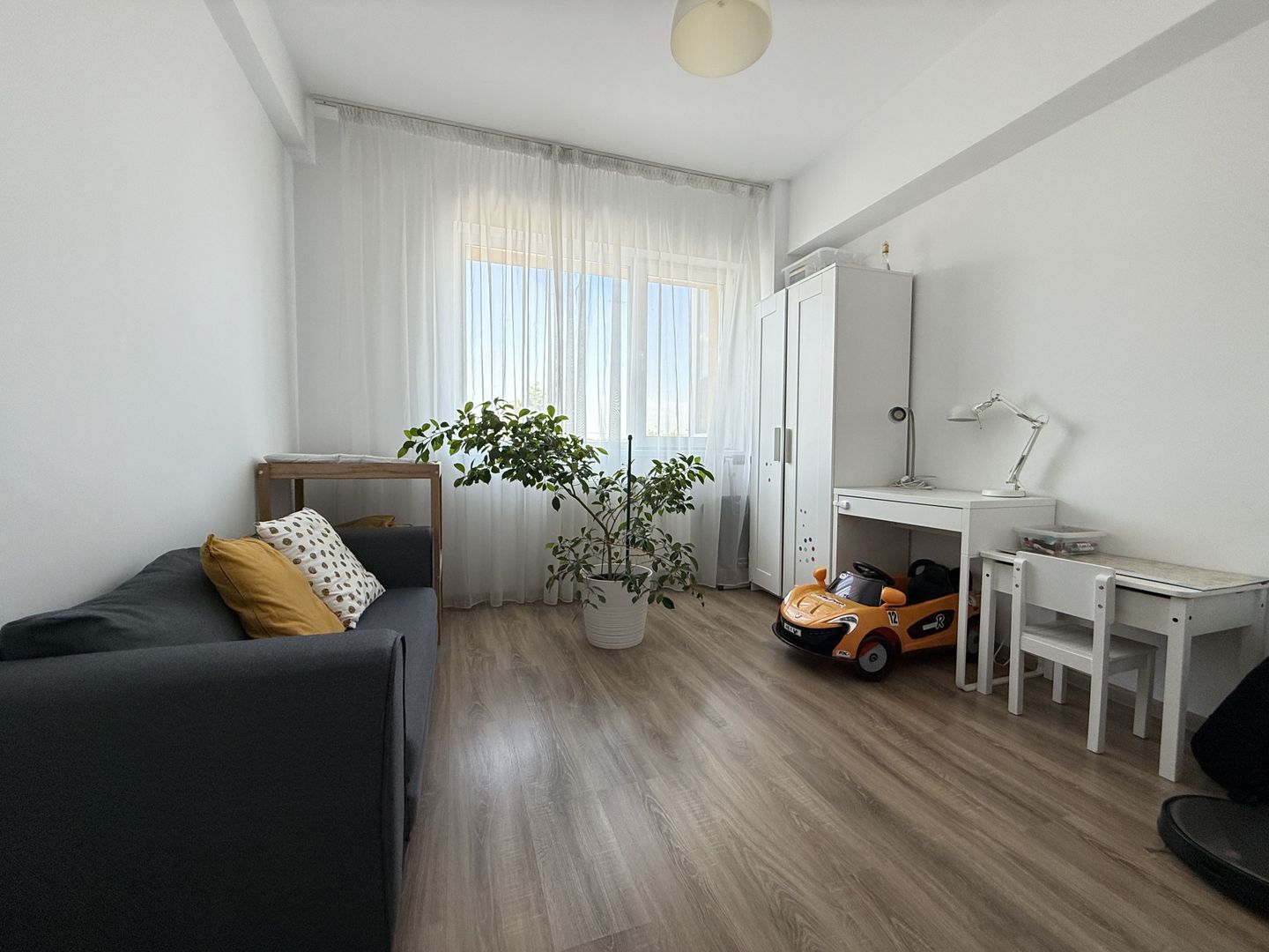 Apartament spatios Sisesti - Doi Cocosi - Straulesti - Poză 14
