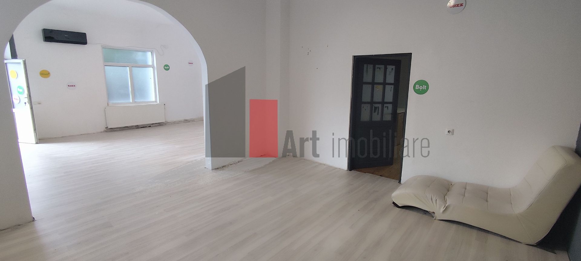 Casa de inchiriat/Spatiu comercial in zona Bucurestii Noi - Poză 1