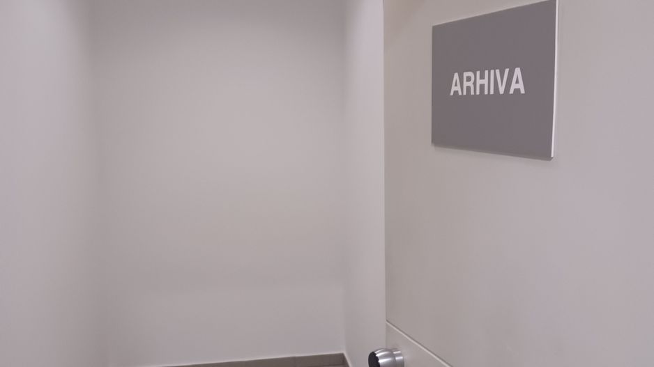 Spațiu birouri, Decebal Oradea. 2 700 Euro+TVA/lună (neg). Comision 0 - Poză 12