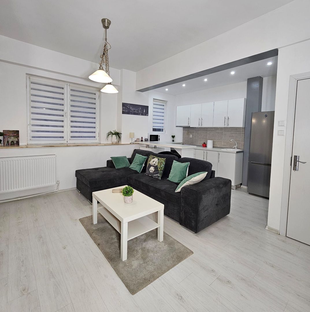 Închiriez apartament 2 camere lux modern, Piața Romană, petfriendly - Poză 1