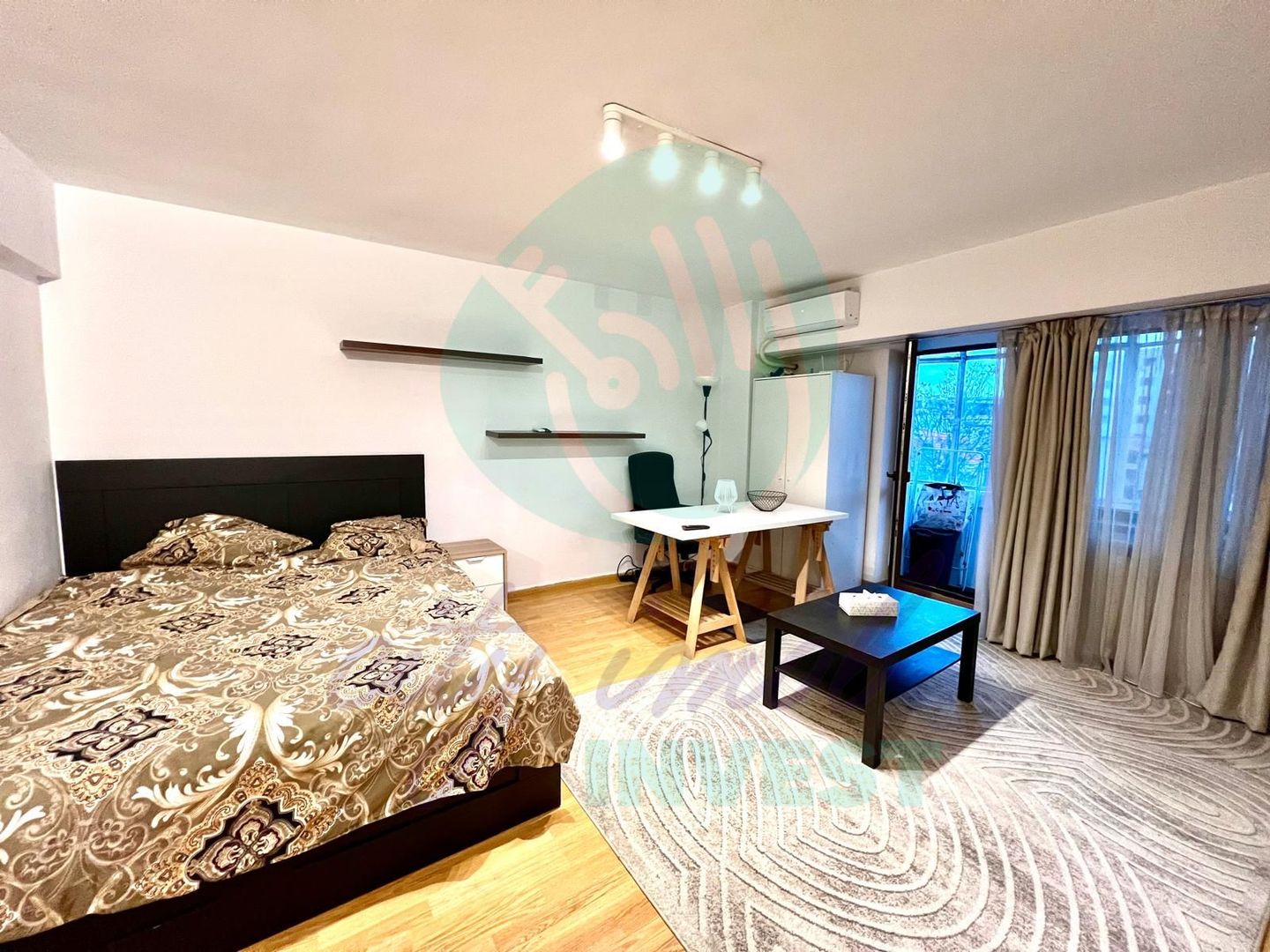 Garsonieră ultracentrală – Bulevardul Unirii – Piața Alba Iulia | Etaj 1 | 40 mp - Poză 1