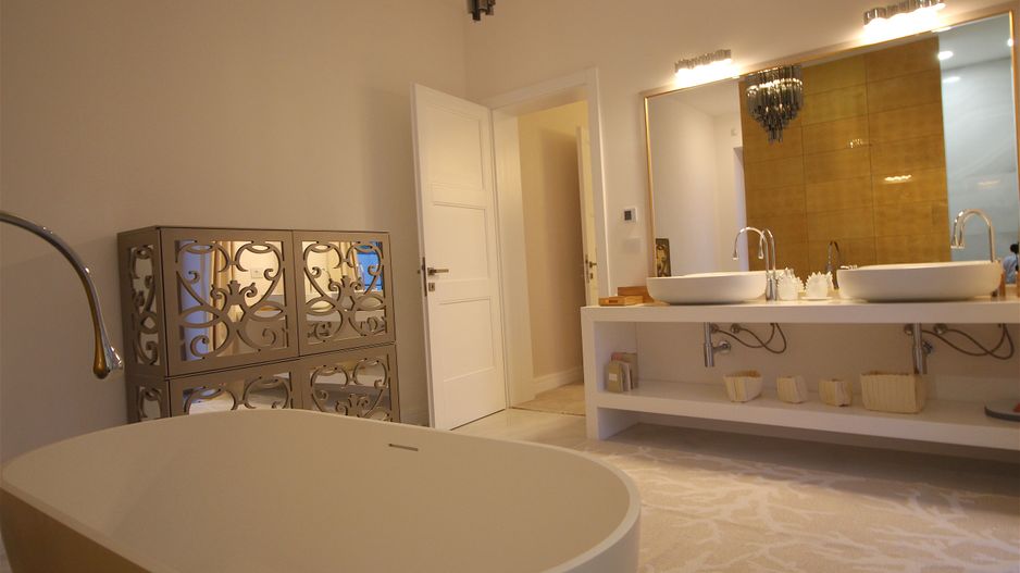 Casă / Vilă cu 8 camere de vânzare în zona Est - Poză 9