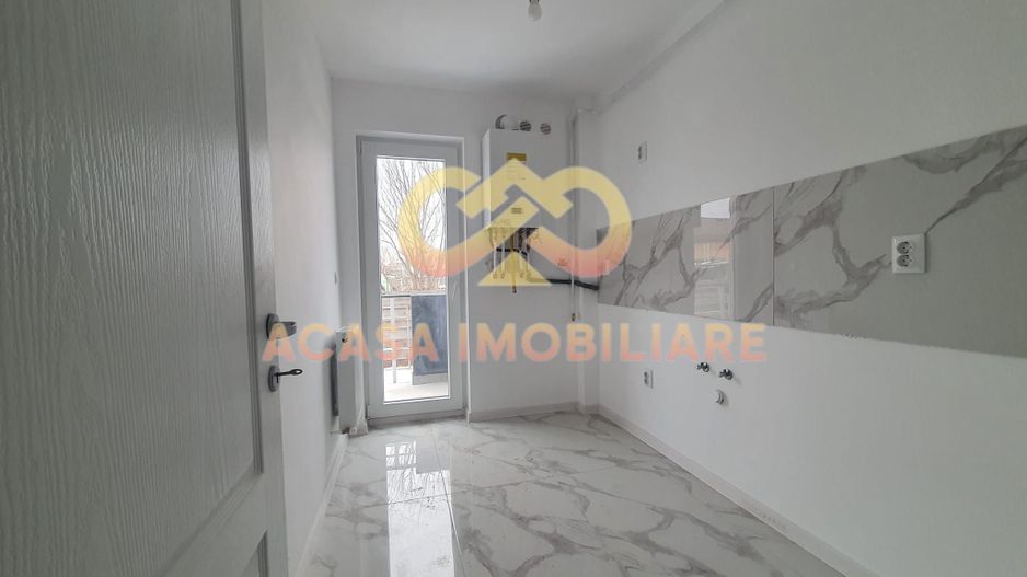 LUNCA CETATUII  FINALIZAT APARTAMENT 1 CAMERA 30MP - Poză 1