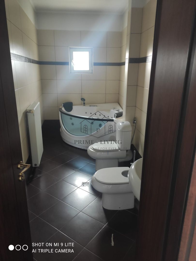 Vila spatioasa de vanzare in Pipera - Poză 5