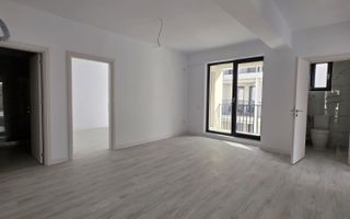 Apartament 3 camere Otopeni central - Poză 5