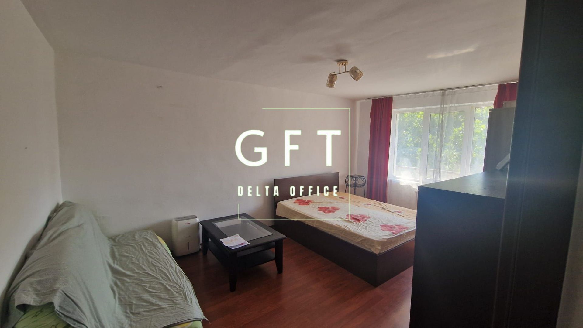 Apartament spațios și bine izolat - Poză 2