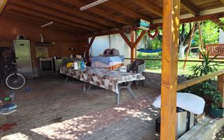Vilă în Valea Adâncă, 5 camere, la 800 m de Aleea Tudor Neculai – Dormitor la parter - Poză 5