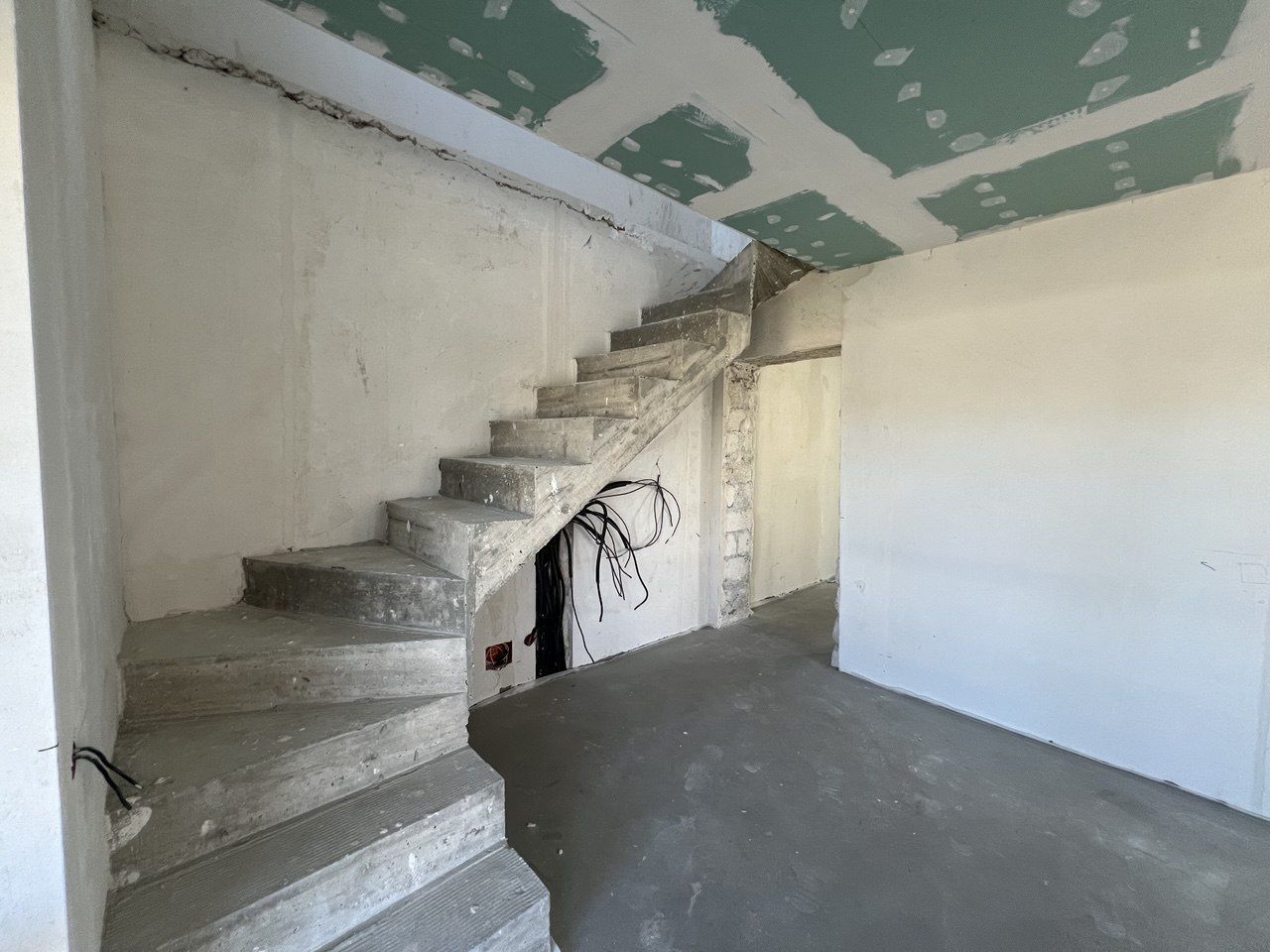 Duplex Modern în Ghidighici – 4 Camere, 96 m², 6 Ari, la 10 Minute de Chișinău - Poză 14