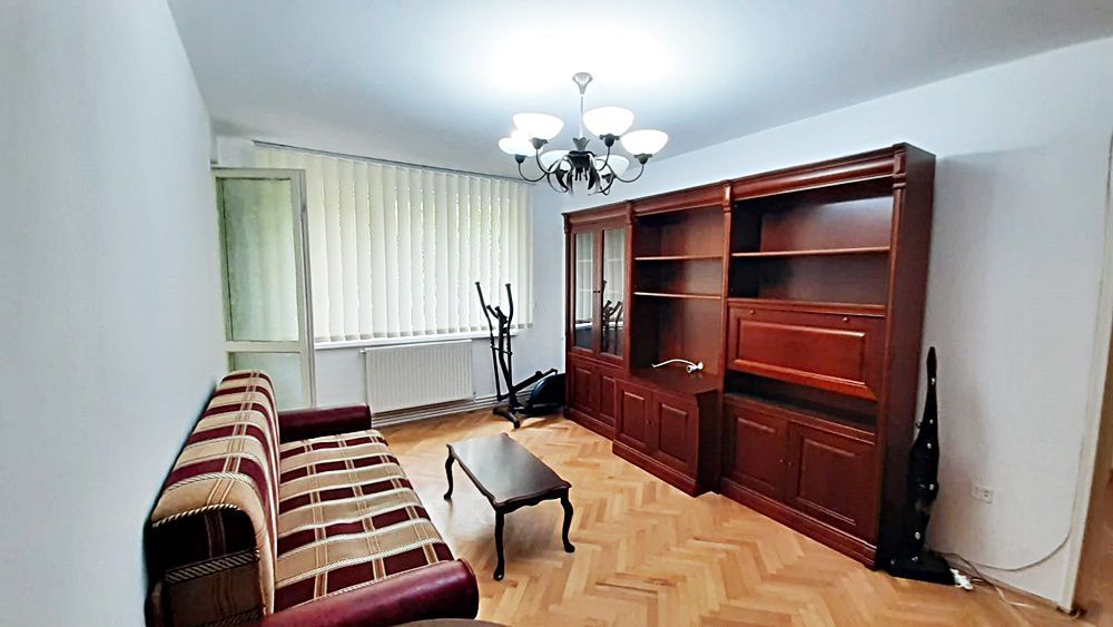 B-dul Victoriei apartament cu 3 camere,  zona foarte linistita, 90000 euro - Poză 2