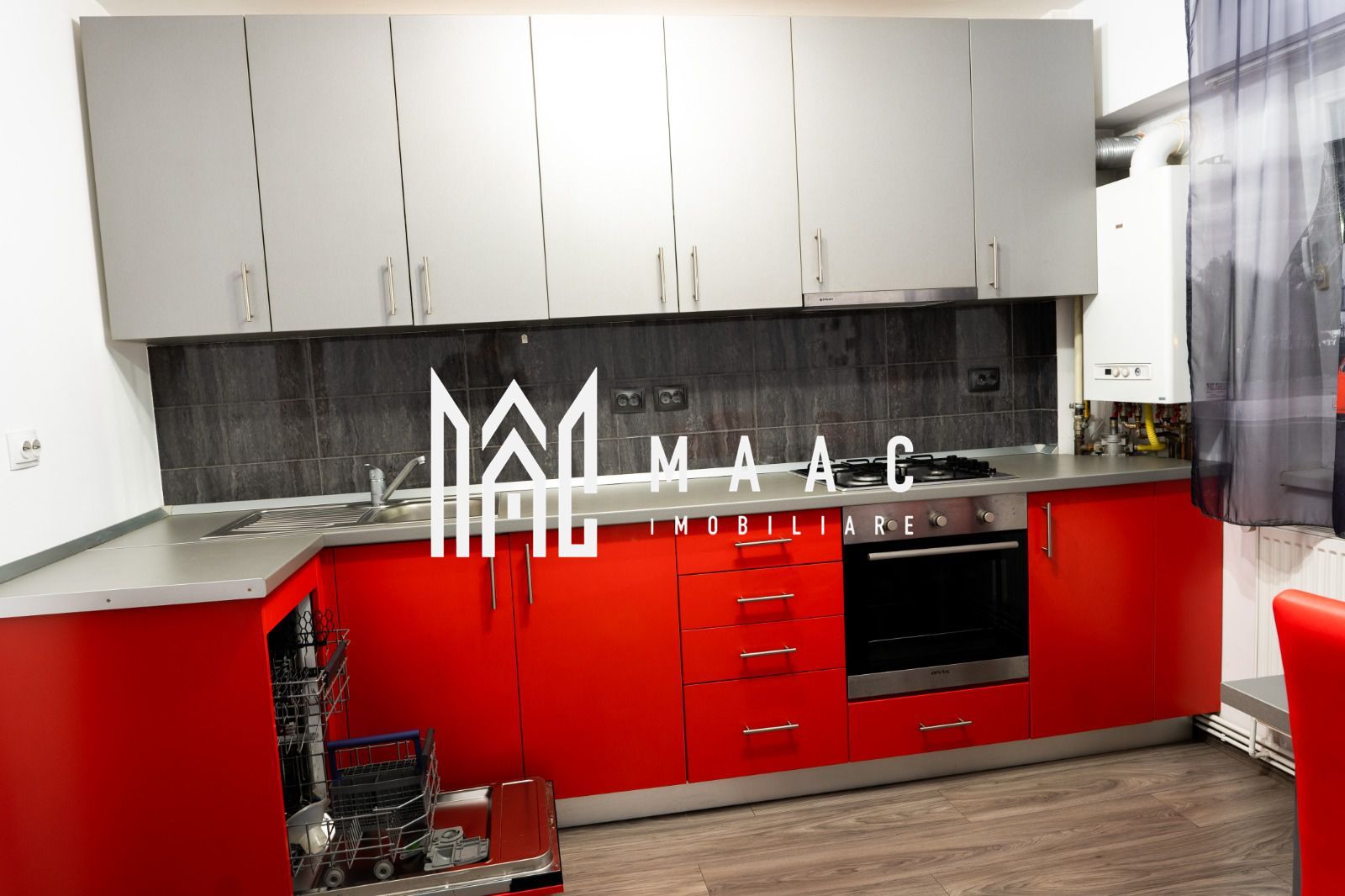 Apartament 3 camere | Etaj 1 | Zona Turnisor | 2 Balcoane - Poză 10