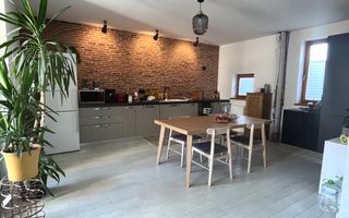 Locuinta spatioasa in triplex - Poză 7