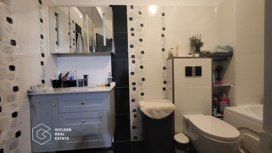 Apartament  cu spatiu de joaca si curte in Giroc - Poză 7