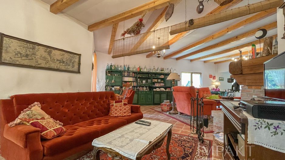 Vila superba 300mp + teren 1400mp & front la rau in Somesul Rece. - Poză 17