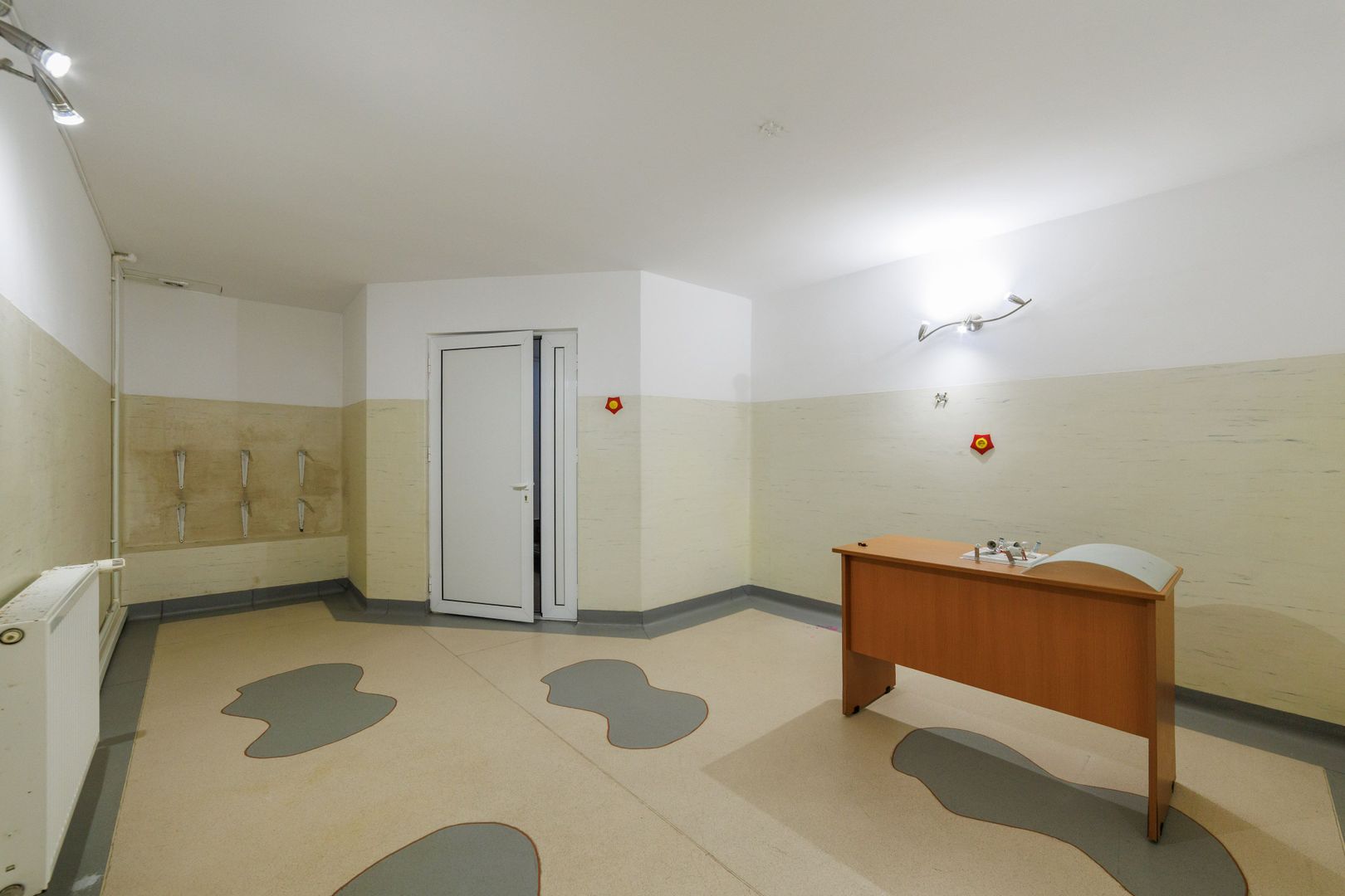 Proprietate multifunctionala | Doua cladiri | 581 mp | Pitesti - Poză 3
