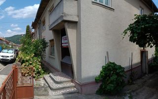 Casă solidă în Orșova, S+P+E, 220 mp, teren 284 mp - Poză 1