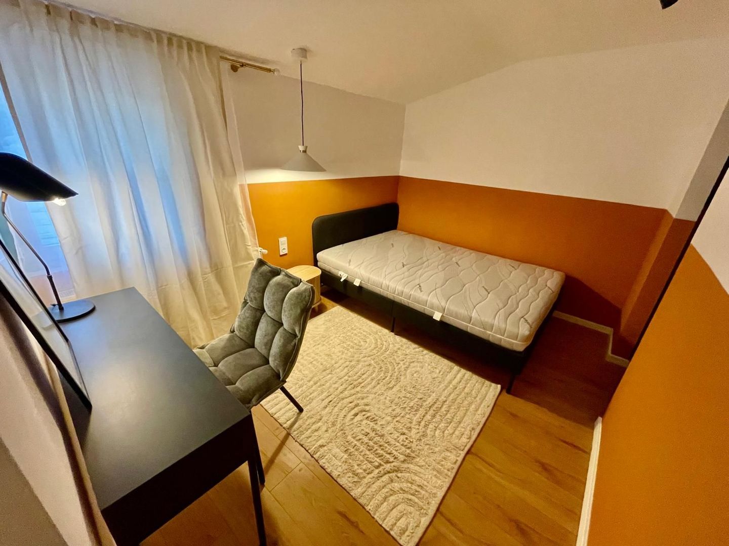 Apartament 3 camere,1 parcare privată,aproape de UMF - Poză 14