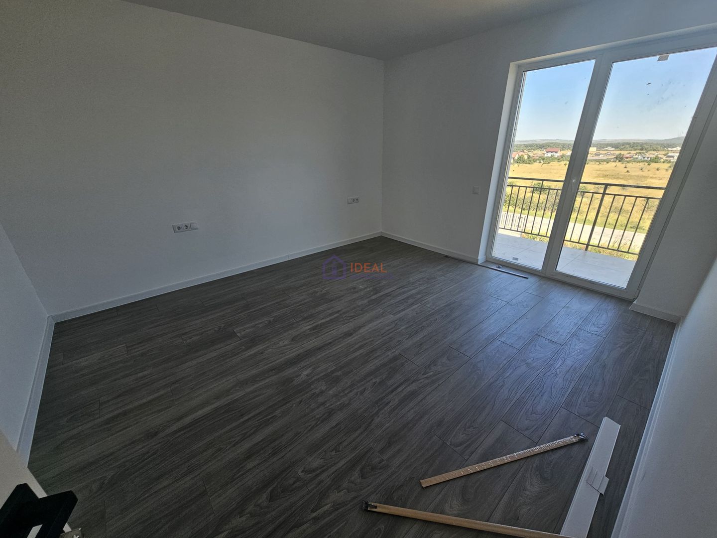 Casa cu 4 camere LA CHEIE in Calea Cisnadiei, zona Casa de Apa - Poză 9