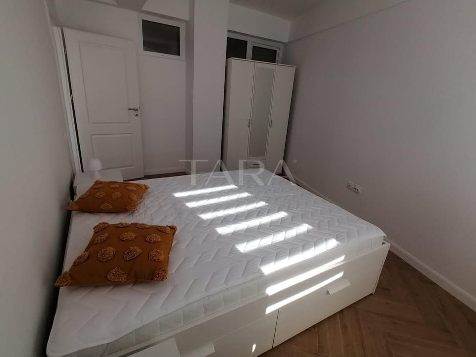 Apartament 3 camere cu parcar. Semicentral. Imobil Nou. - Poză 9