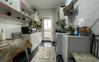 Apartament cu 3 camere in zona Zorilor! - Poză 4