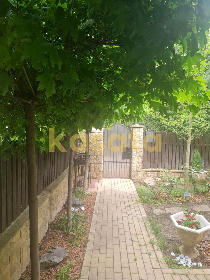 Vila care redefinește echilibrul între rafinament, spațiu și liniște - Poză 70