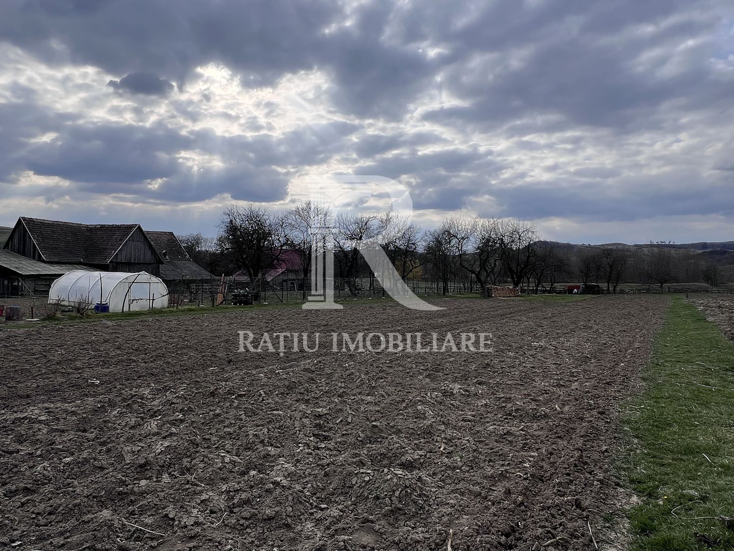 Proprietate rurală de vânzare | 1500 mp teren | Cobătești | Harghita - Poză 27
