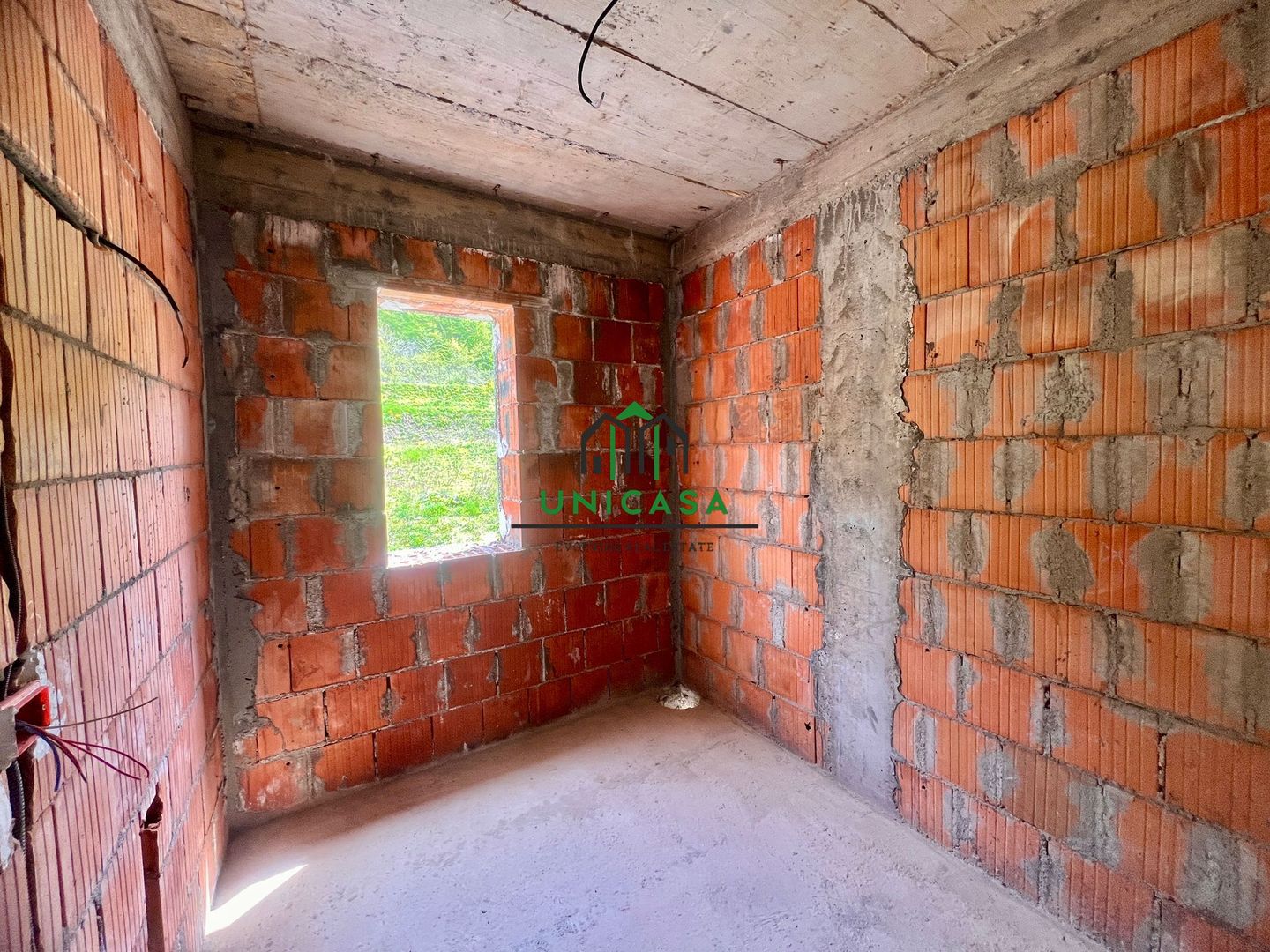 Casă individuală de vânzare/Goranu,/Confort Premium - Poză 10