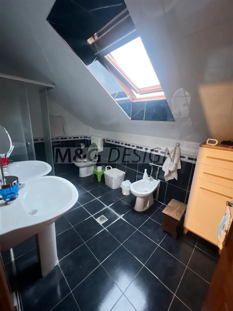 Casa P+M Su 268 mp 2 fronturi stradale - Poză 14