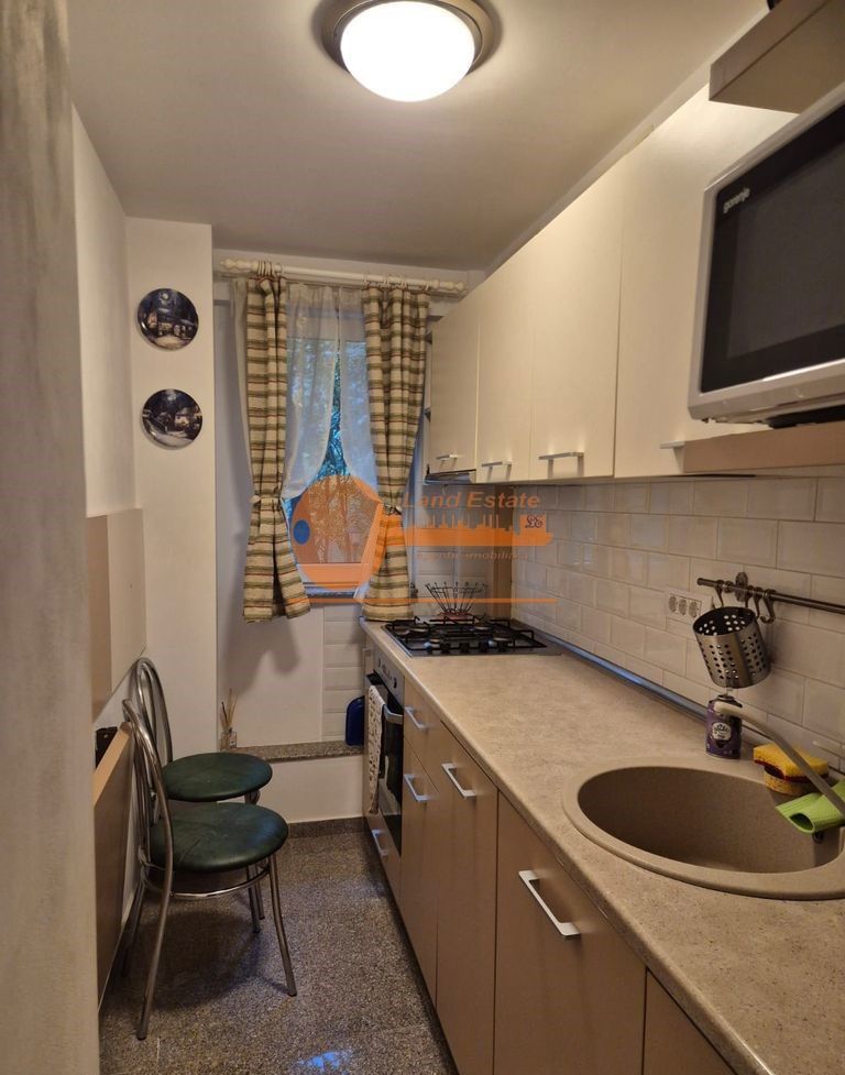 Apartament cu 2 camere la un minut distanta de metrou Râul Doamnei - Poză 7