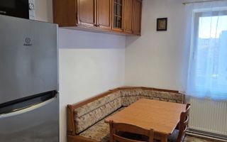 Închiriez apartament cu 3camere - Poză 3