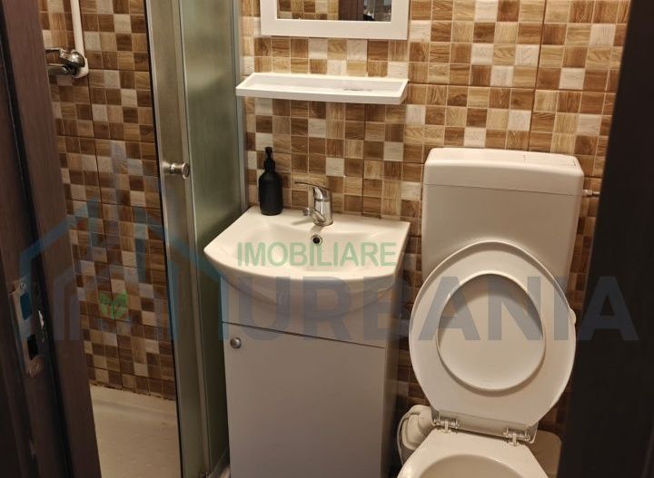 # închiriez camera camin 12 mp wc dus în casa zona bularga. - Poză 5