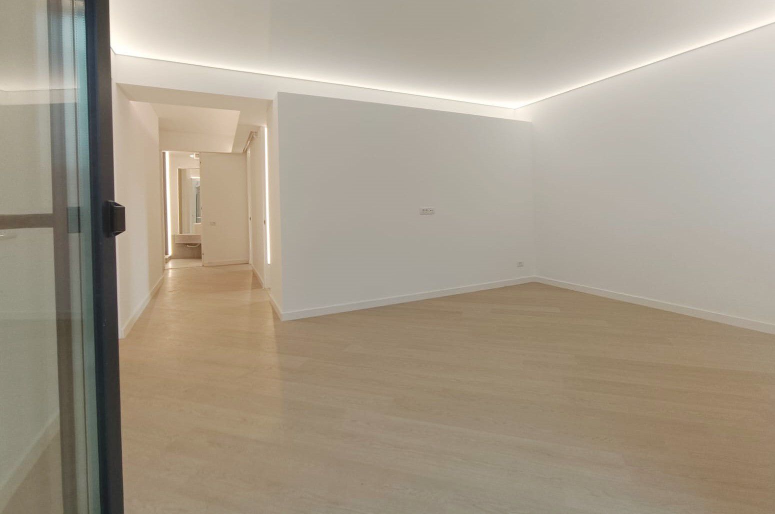 Vanzare apartament 3 camere Cortina NORTH - Poză 3