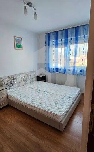 Apartament (mansarda) de vanzare - 4 camere - Cedonia - Etaj 5/6 - Poză 8